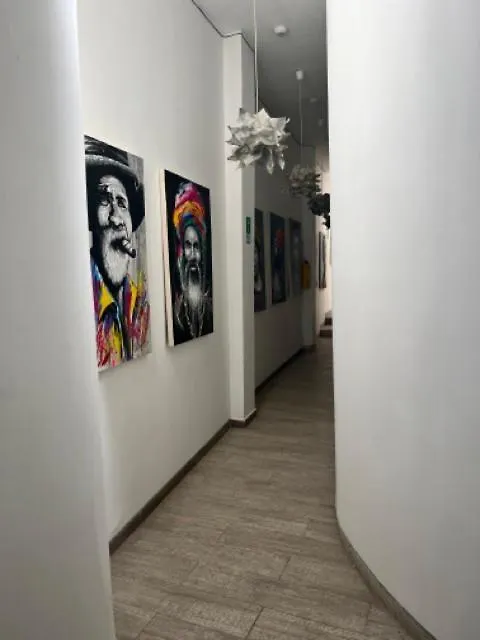 Casa Noir Cartagena 호텔 2*,
